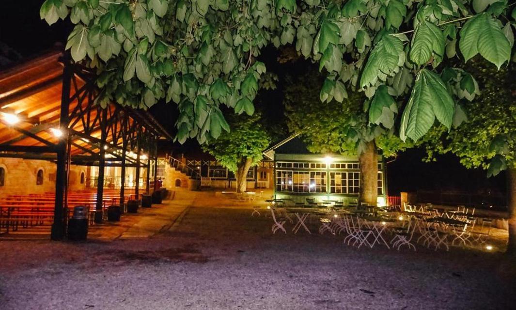 Wirgarten Antik Hotel Dingolfing Esterno foto